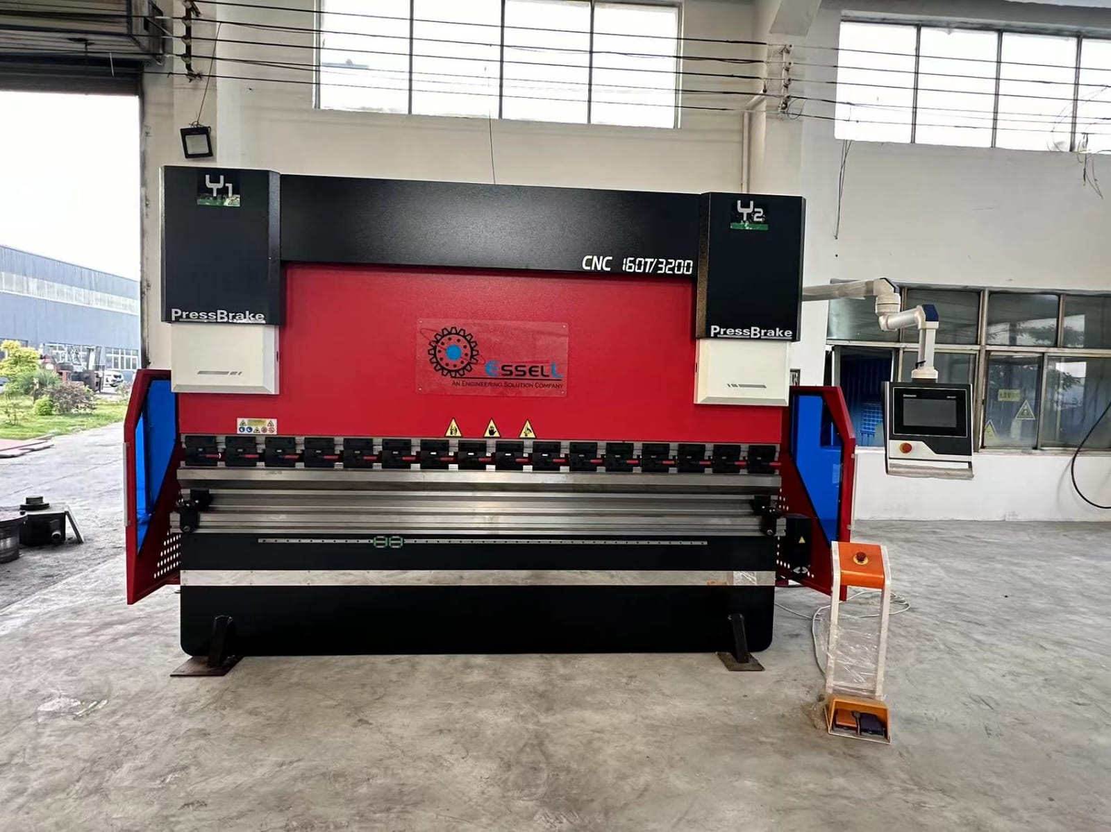 NC Hydraulic Plate Bending Machine 1 HYDRAULIC PRESS BRAKE MACHINE